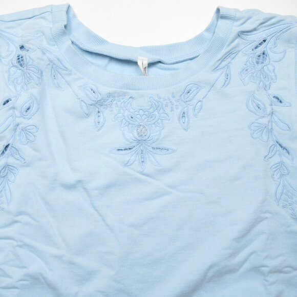 By Anthropologie Embroidered Cutwork Sweatshirt Sky Blue 3X - Picture 5 of 10